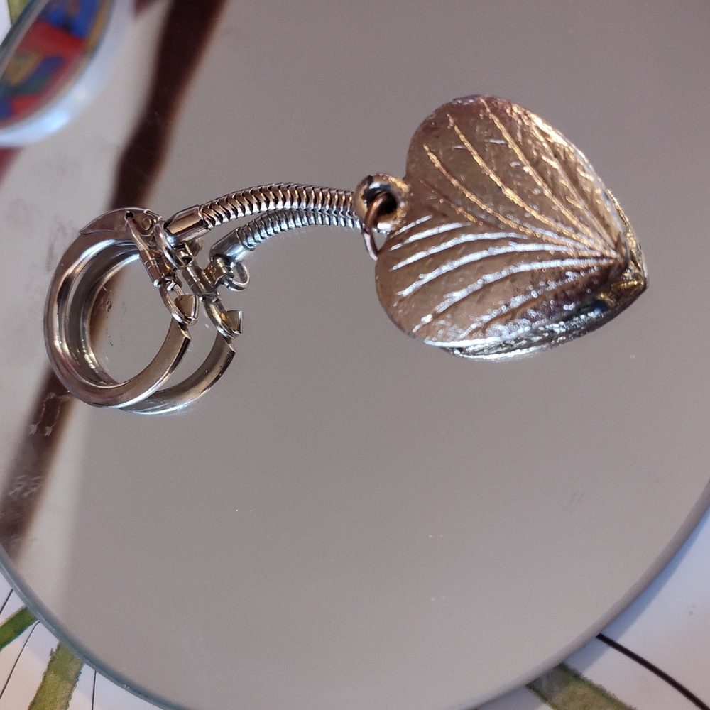 Gold Tone  Heart Keychain with Harelequin Aqua Blue  Gems Like Style Vintage - Picture 5 of 5